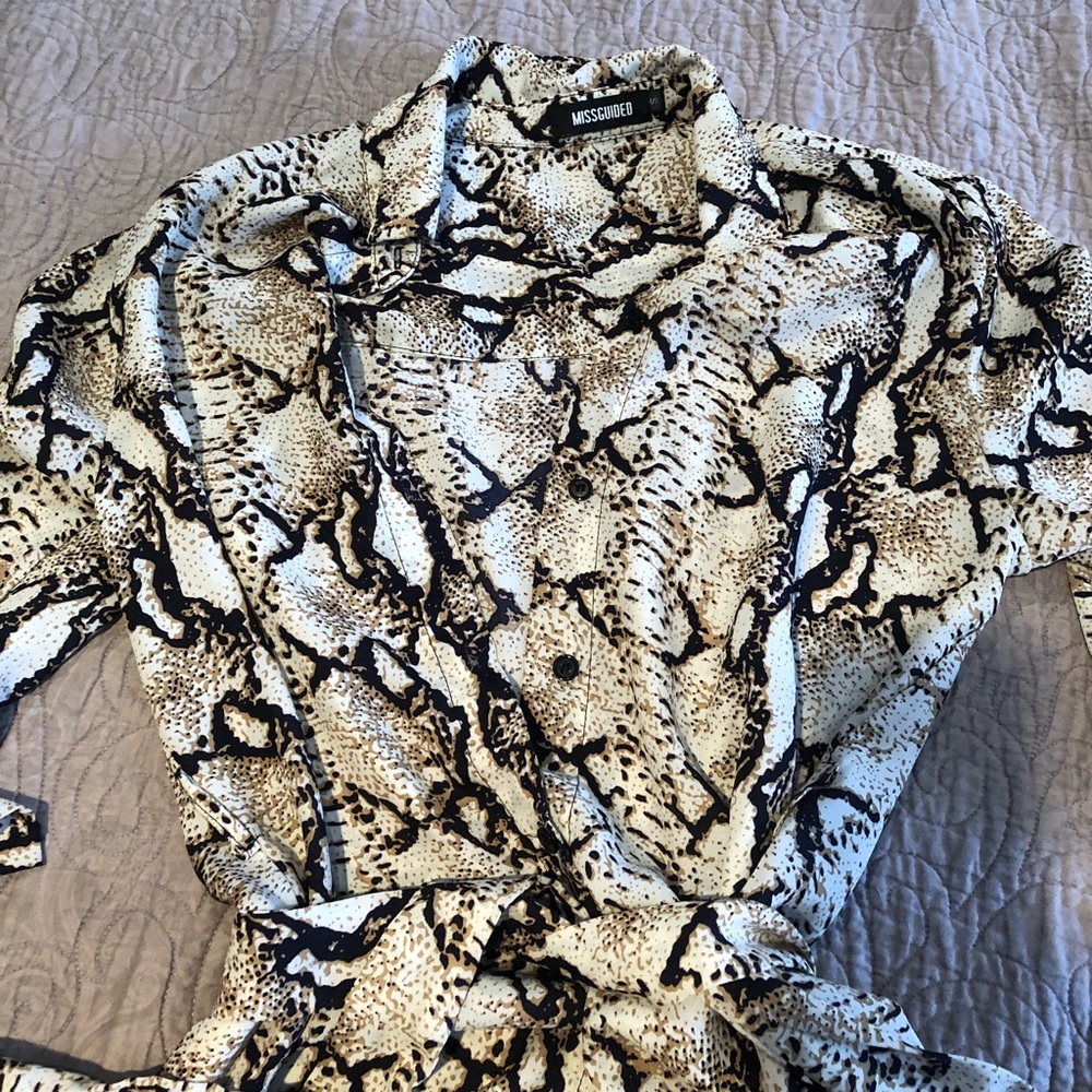 Missguided Stylish Dress - Picture 2 of 4